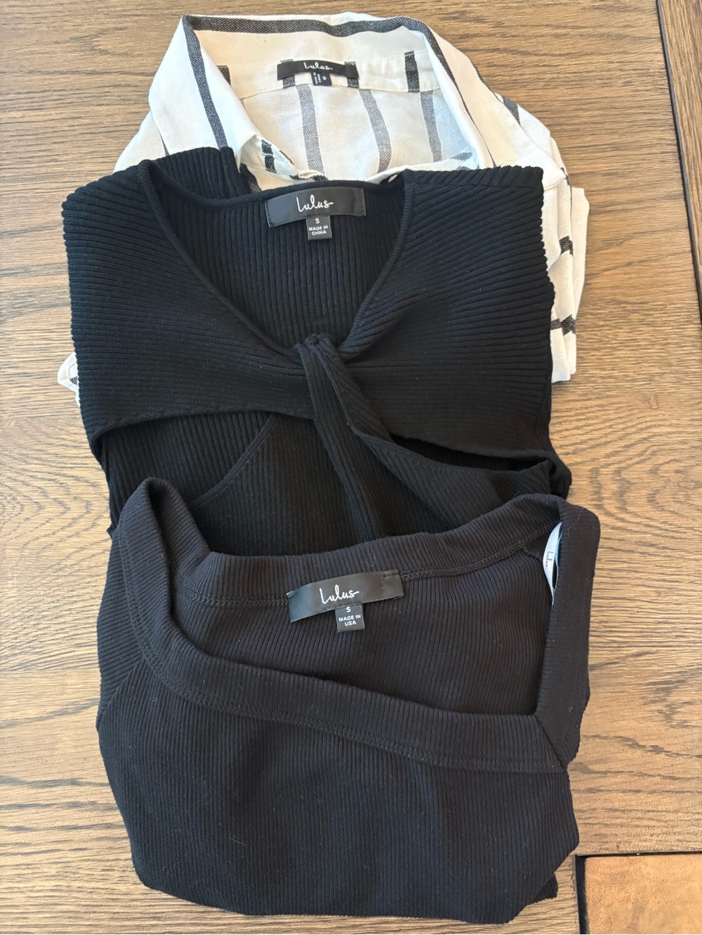Lulu's long sleeve sweater/shirt bundle SMALL